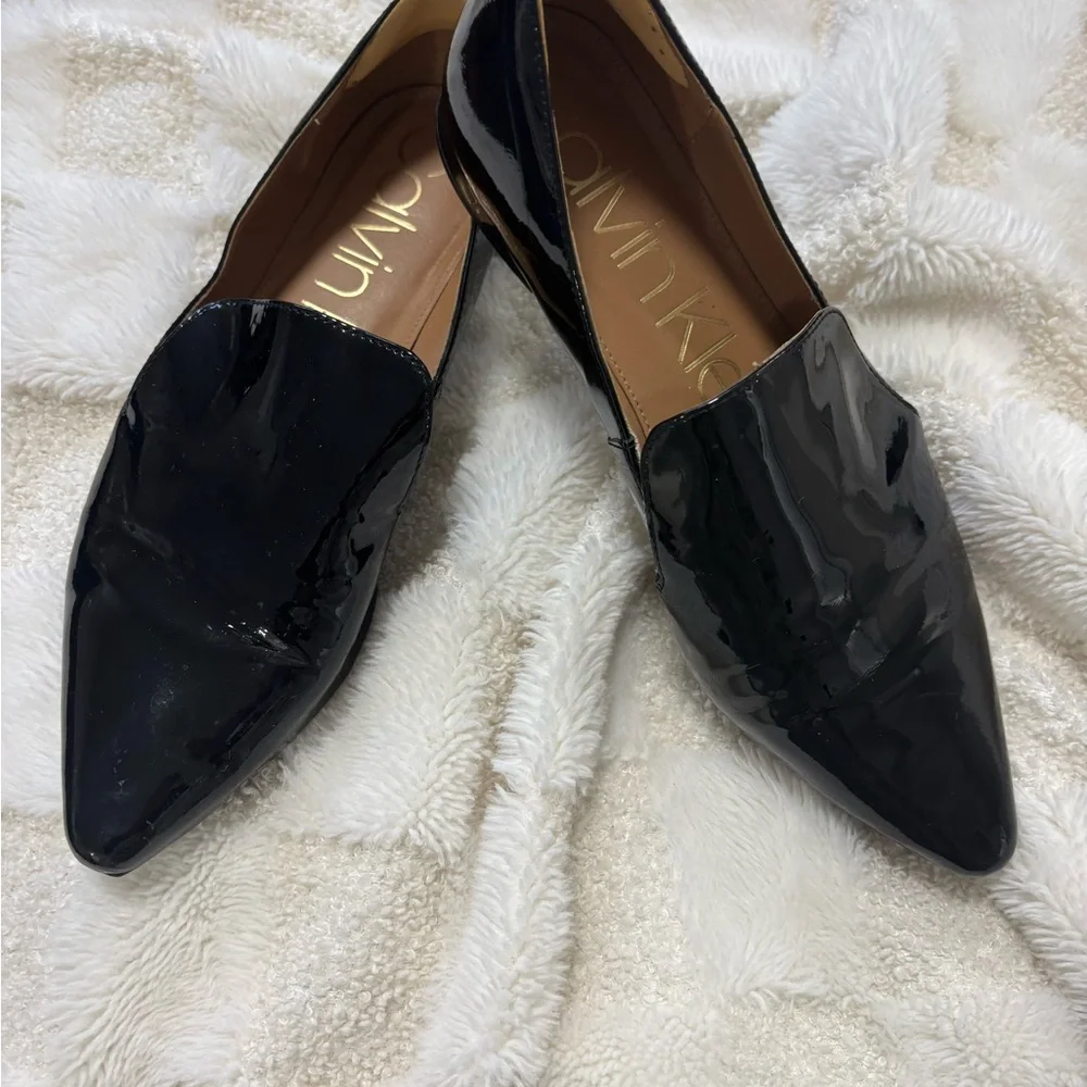 Calvin Klein Shiny Black Women's Flats - Picture 4 of 5
